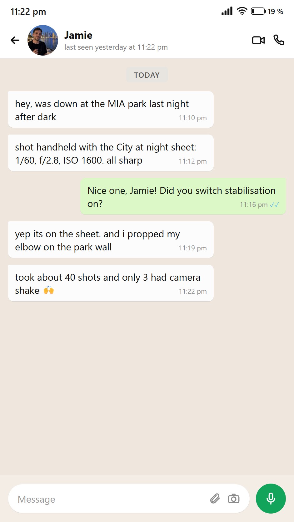 Someone writes about the City at night sheet, shooting in the MIA park